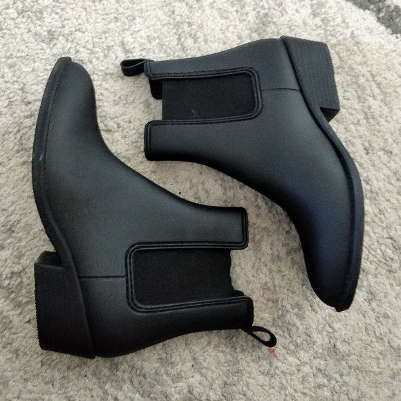 Jeffrey Campbell Rain Booties - Size 10 fits small - Picture 6 of 7